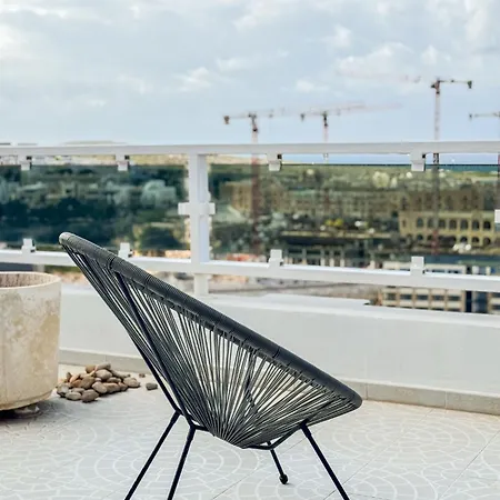 Apartment Timeless Elegance Penthouse In St Julians By Solea