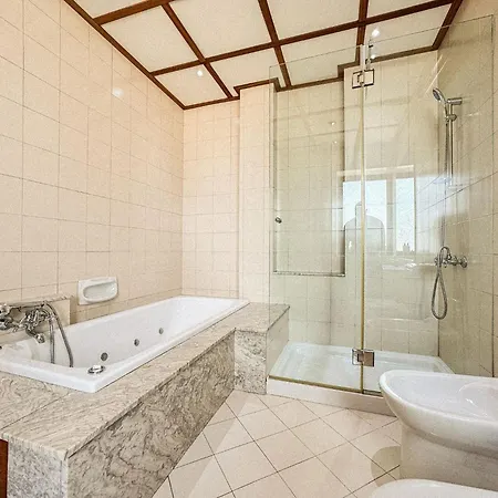 Apartment Elegant Penthouse With 5 Terraces & 180 Views In St Julian's By Solea