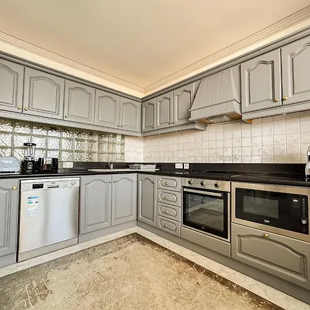 Apartment Elegant Penthouse With 5 Terraces & 180 Views In St Julian's By Solea Saint Julian's