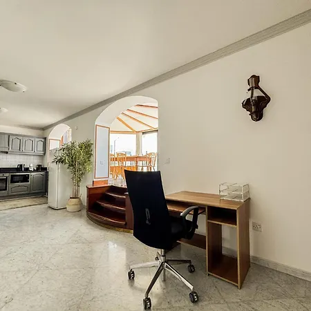 Elegant Penthouse With 5 Terraces & 180 Views In St Julian's By Solea *