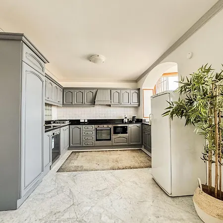 Elegant Penthouse With 5 Terraces & 180 Views In St Julian's By Solea Apartment