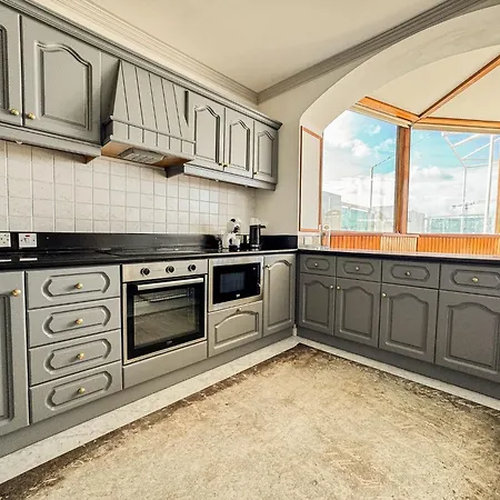 Apartment Elegant Penthouse With 5 Terraces & 180 Views In St Julian's By Solea