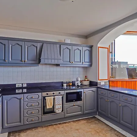 Apartment Elegant Penthouse With 5 Terraces & 180 Views In St Julian's By Solea *