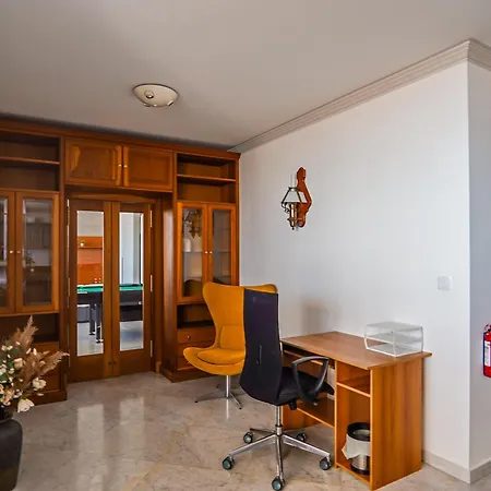 Elegant Penthouse With 5 Terraces & 180 Views In St Julian's By Solea Apartment *
