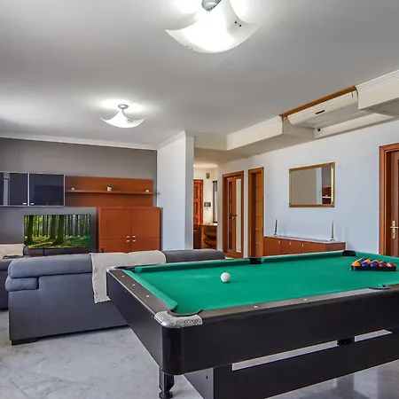 Apartment Elegant Penthouse With 5 Terraces & 180 Views In St Julian's By Solea Saint Julian's