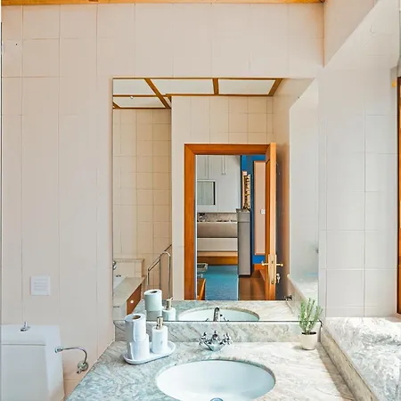 Timeless Elegance Penthouse In St Julians By Solea 아파트